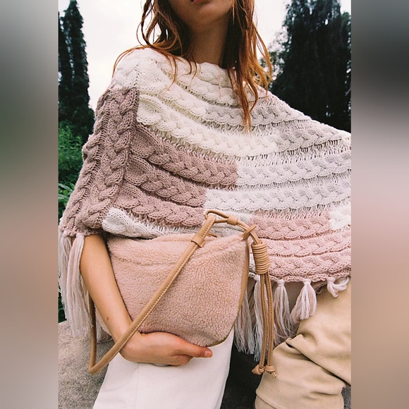 FREE PEOPLE Suki Sherpa Sling NWT - Picture 2 of 10